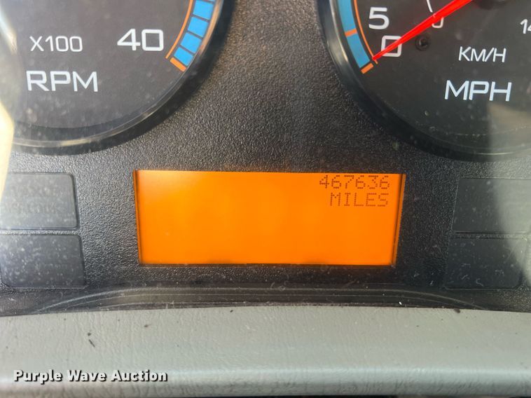 image for item NM9022 2015 International Durastar 4300 box truck