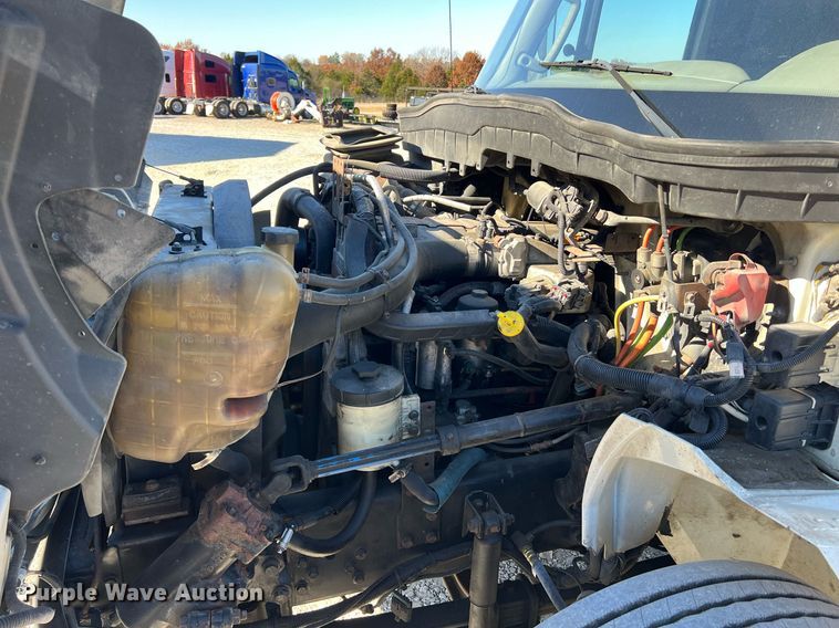 image for item NM9022 2015 International Durastar 4300 box truck