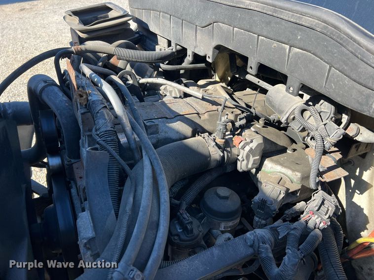 image for item NM9022 2015 International Durastar 4300 box truck