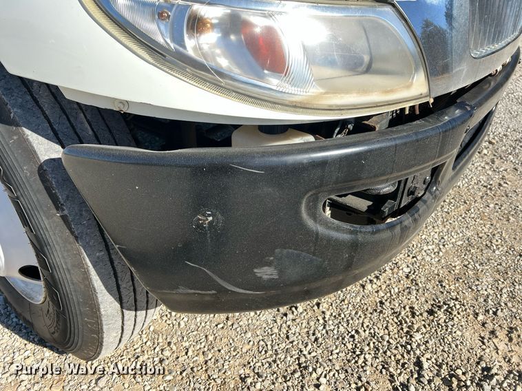 image for item NM9023 2015 International DuraStar 4300 box truck