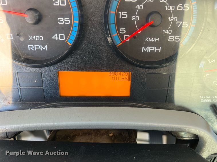 image for item NM9023 2015 International DuraStar 4300 box truck