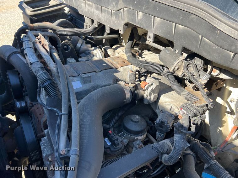 image for item NM9023 2015 International DuraStar 4300 box truck