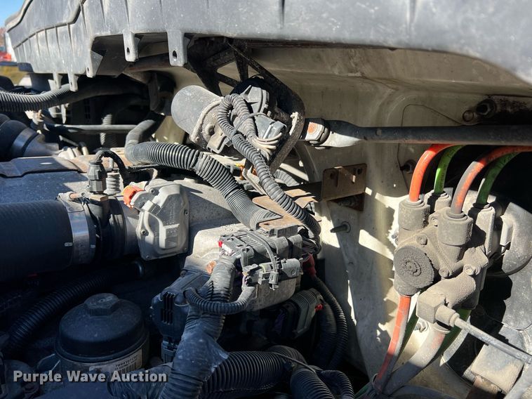 image for item NM9023 2015 International DuraStar 4300 box truck