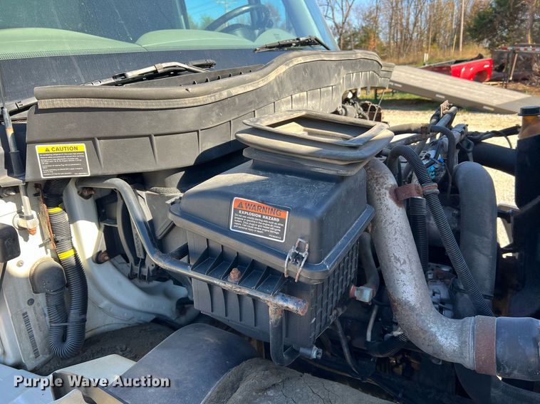 image for item NM9023 2015 International DuraStar 4300 box truck