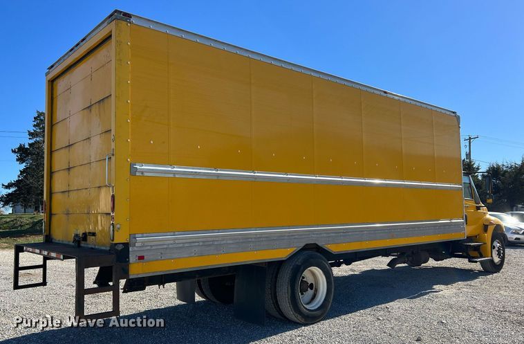 image for item NM9024 2013 International DuraStar 4300  box truck