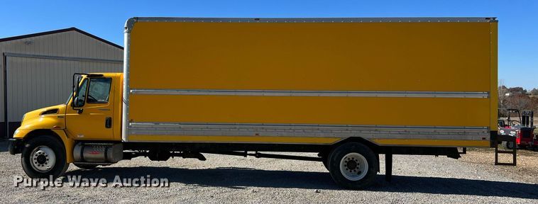 image for item NM9024 2013 International DuraStar 4300  box truck