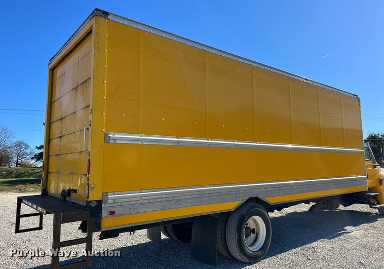 image for item NM9024 2013 International DuraStar 4300  box truck