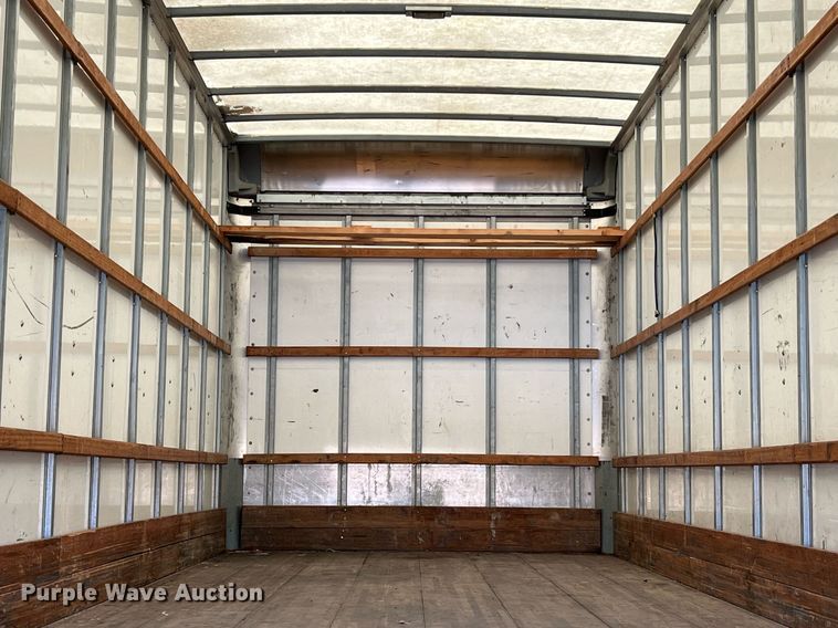 image for item NM9024 2013 International DuraStar 4300  box truck