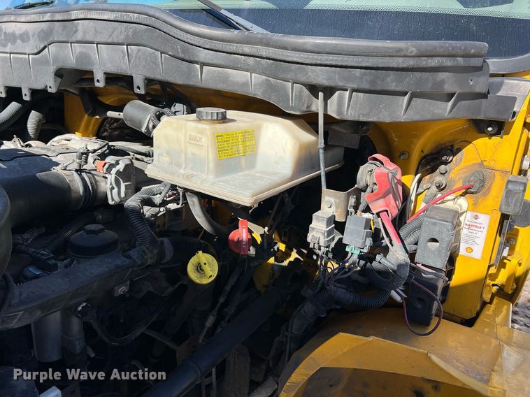 image for item NM9024 2013 International DuraStar 4300  box truck