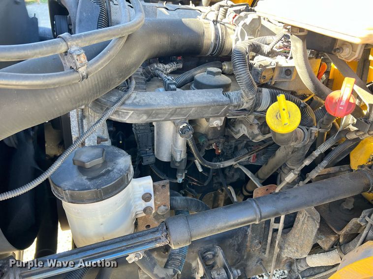 image for item NM9024 2013 International DuraStar 4300  box truck