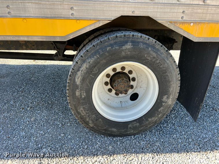 image for item NM9024 2013 International DuraStar 4300  box truck