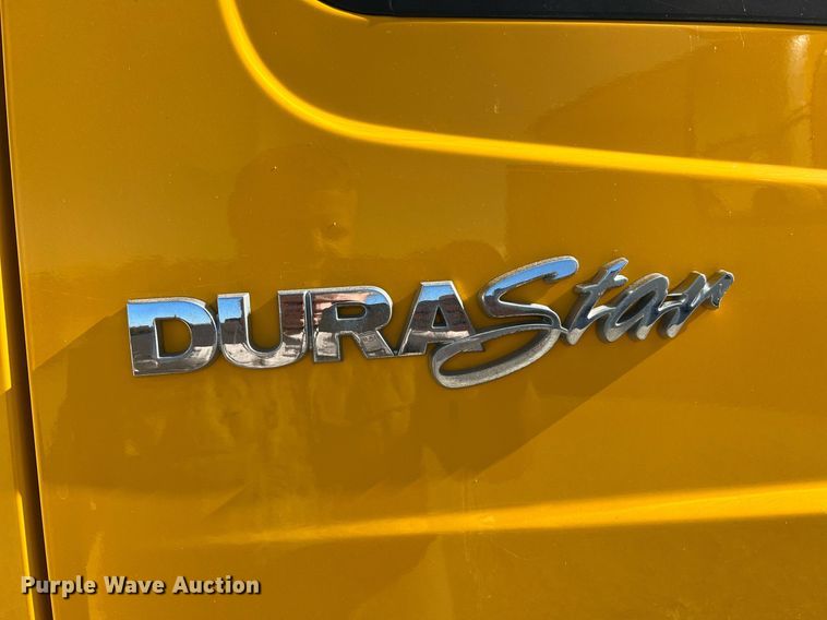 image for item NM9024 2013 International DuraStar 4300  box truck