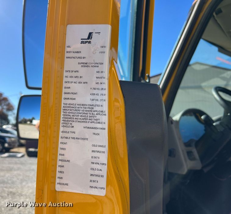 image for item NM9024 2013 International DuraStar 4300  box truck