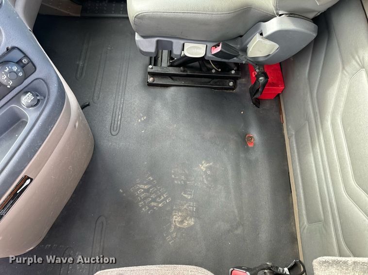 image for item NM9272 2014 Freightliner Cascadia semi truck