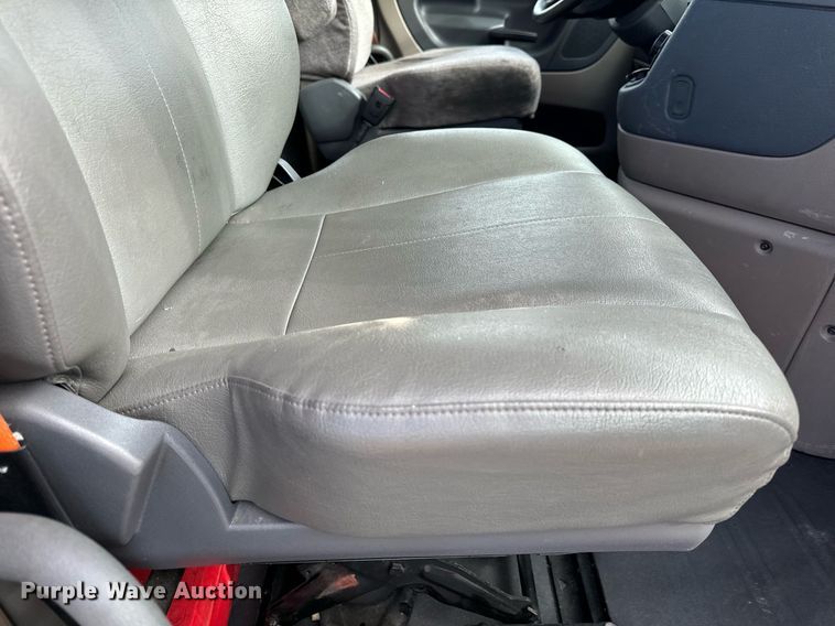 image for item NM9272 2014 Freightliner Cascadia semi truck