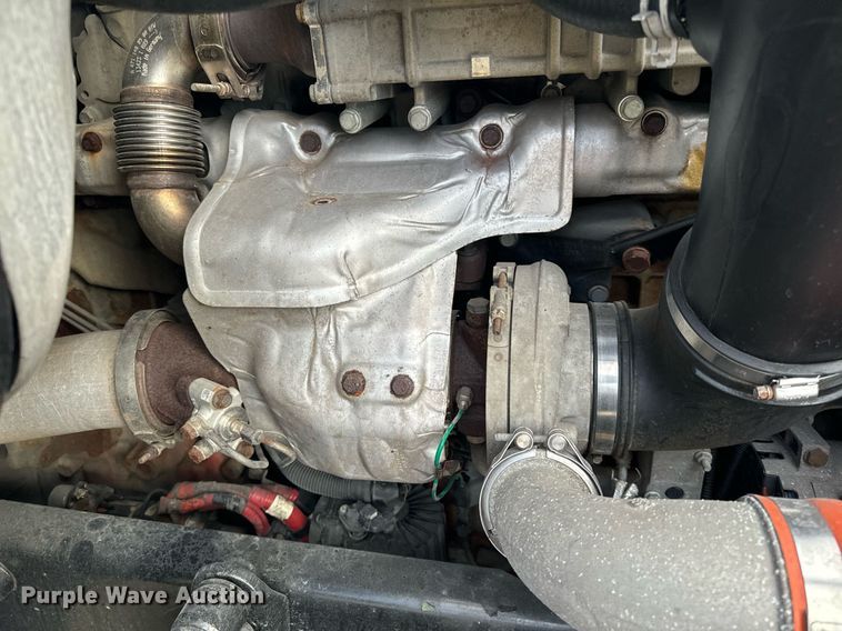 image for item NM9272 2014 Freightliner Cascadia semi truck