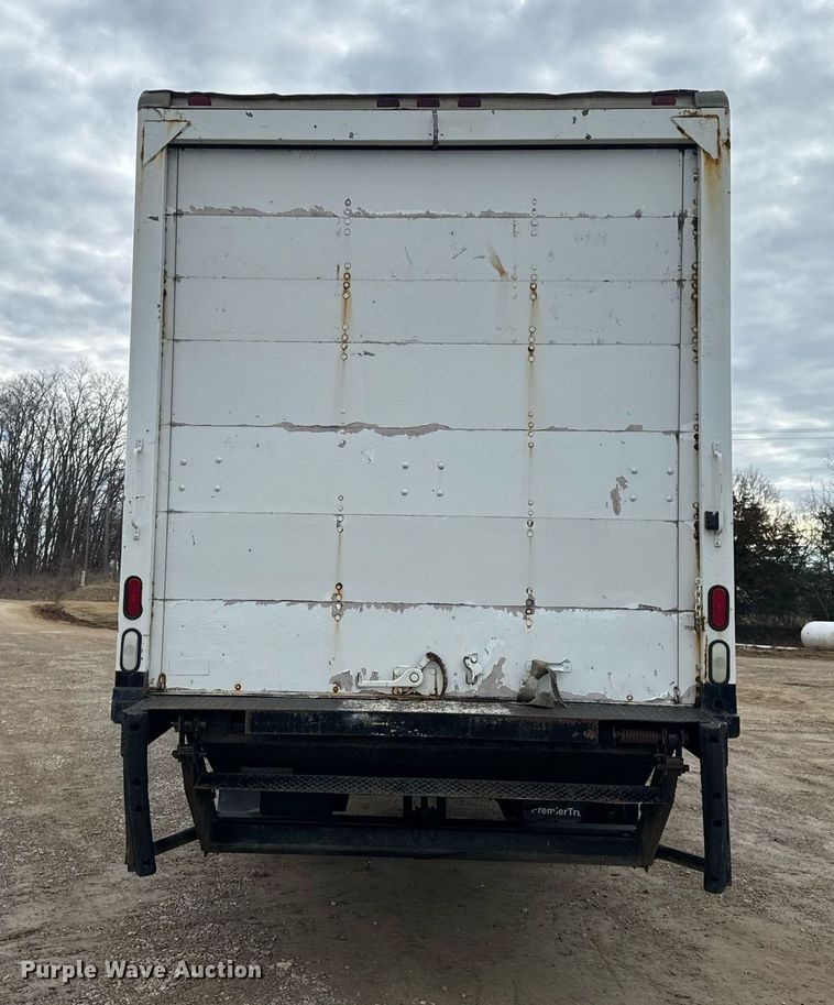 image for item NM9274 2006 International 4300 box truck