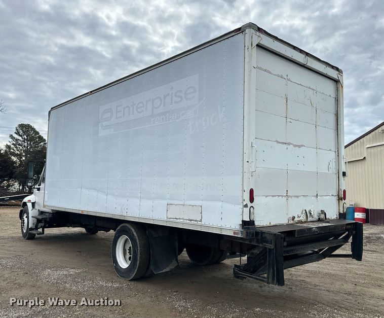image for item NM9274 2006 International 4300 box truck