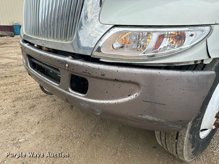 image for item NM9274 2006 International 4300 box truck