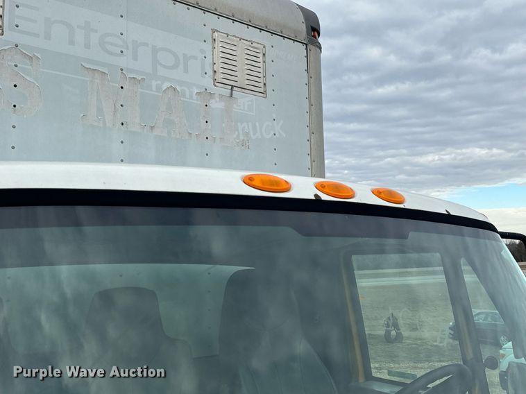 image for item NM9274 2006 International 4300 box truck