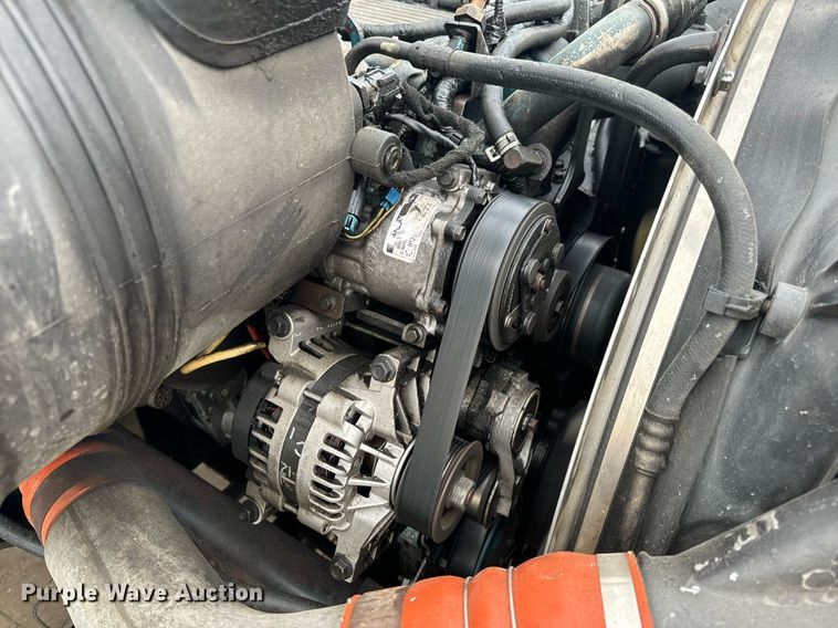 image for item NM9274 2006 International 4300 box truck