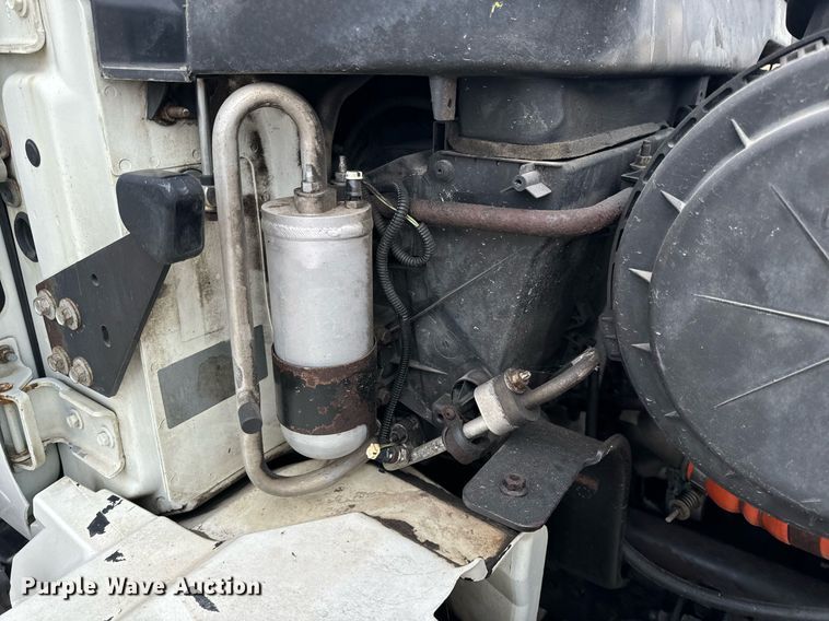 image for item NM9274 2006 International 4300 box truck