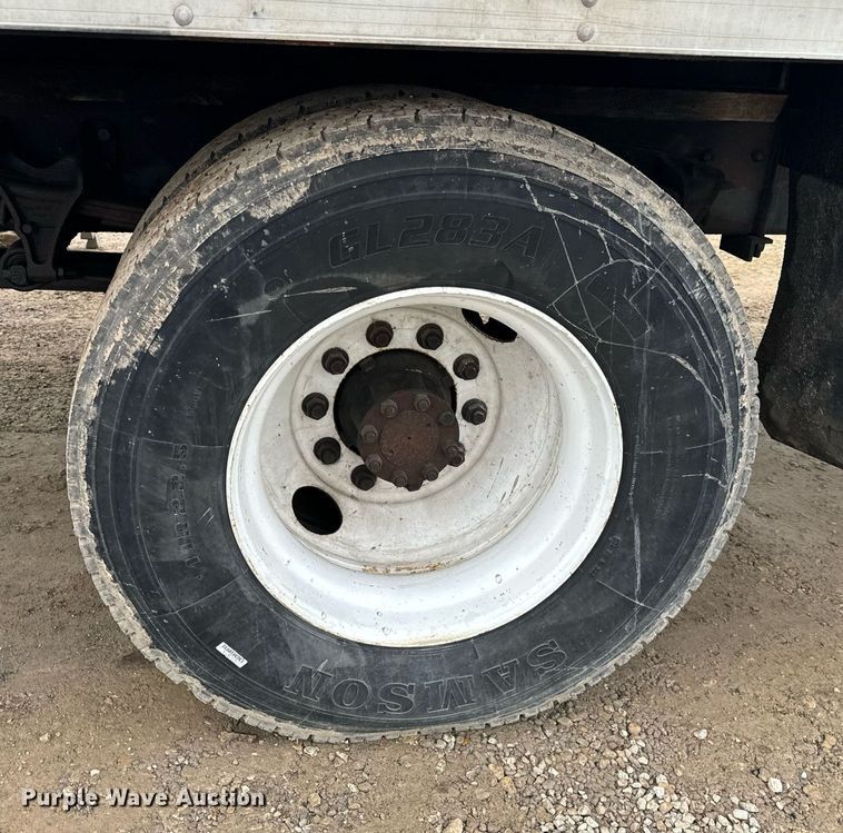 image for item NM9274 2006 International 4300 box truck