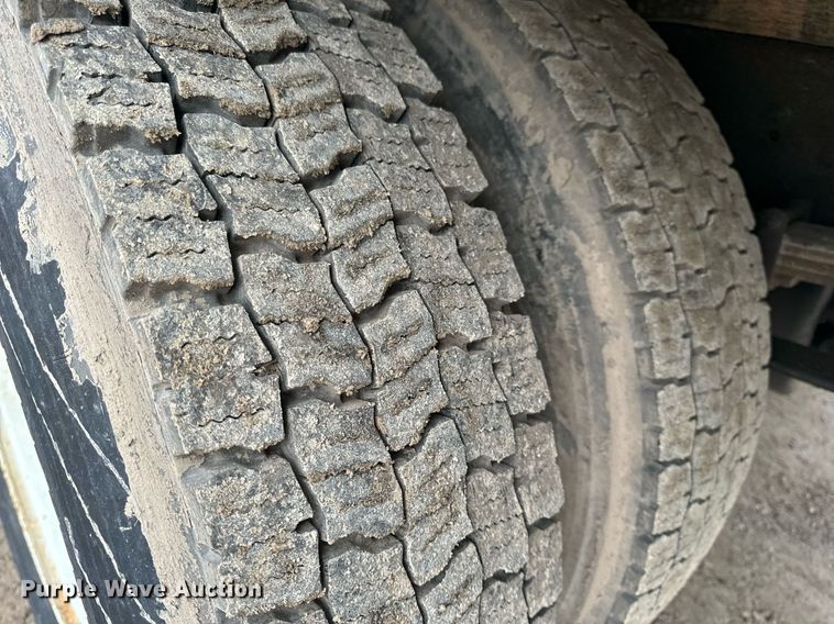 image for item NM9274 2006 International 4300 box truck