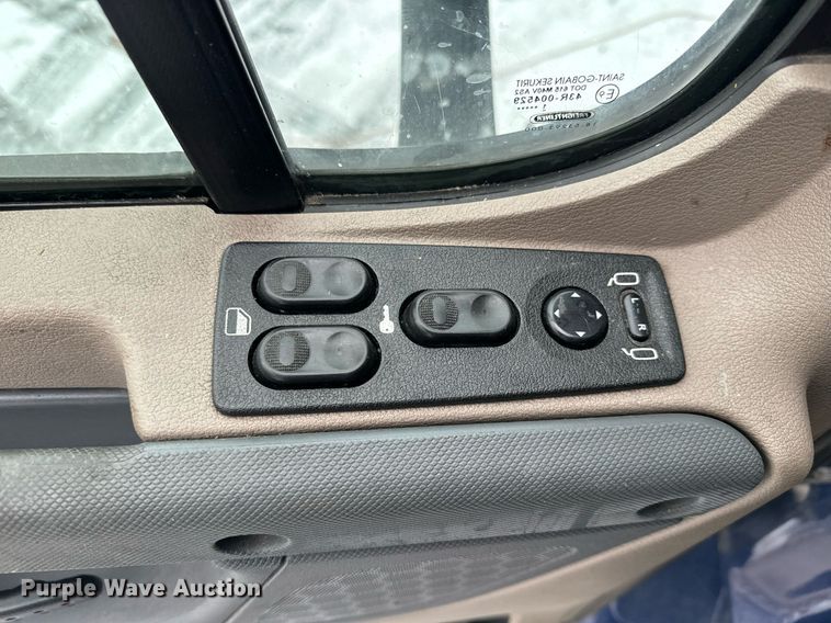 image for item NN9474 2012 Freightliner  Cascadia semi truck