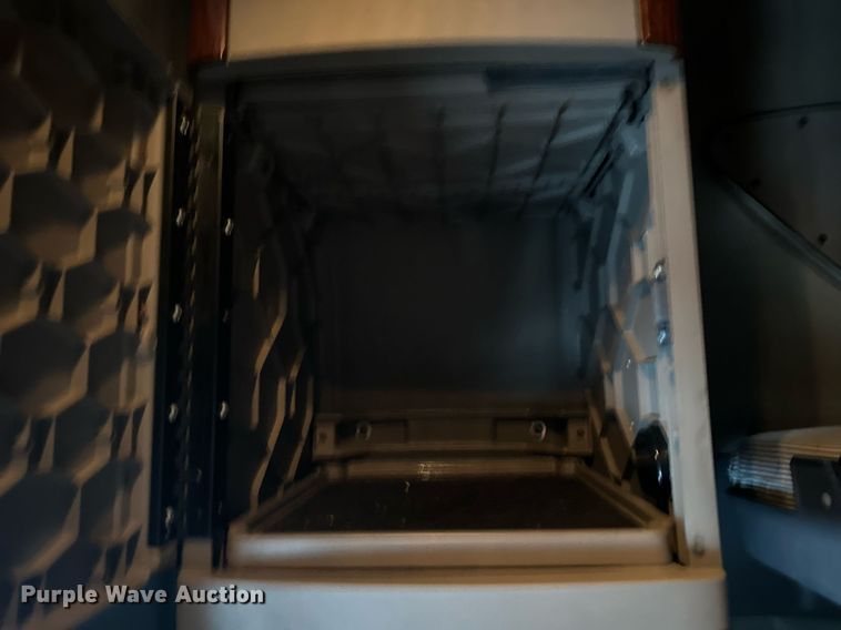 image for item NN9474 2012 Freightliner  Cascadia semi truck