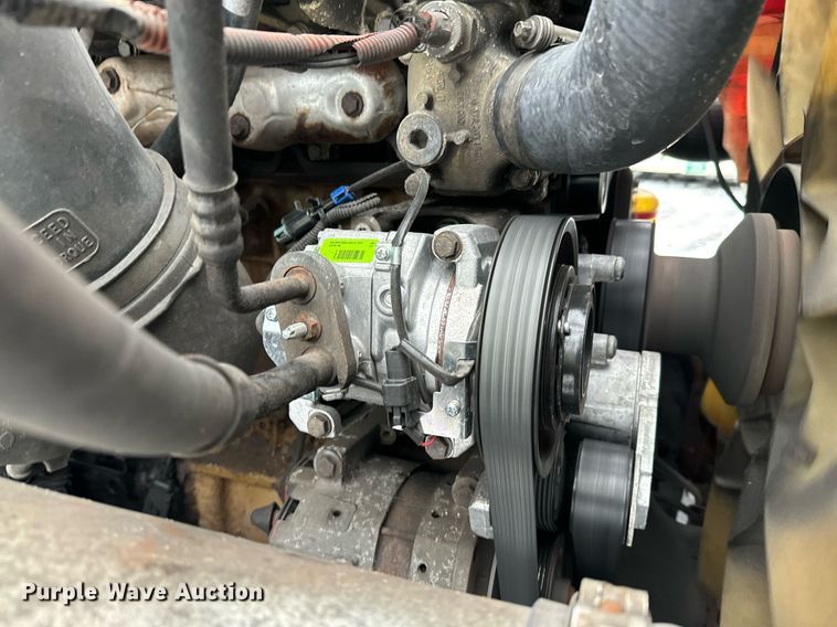 image for item NN9474 2012 Freightliner  Cascadia semi truck