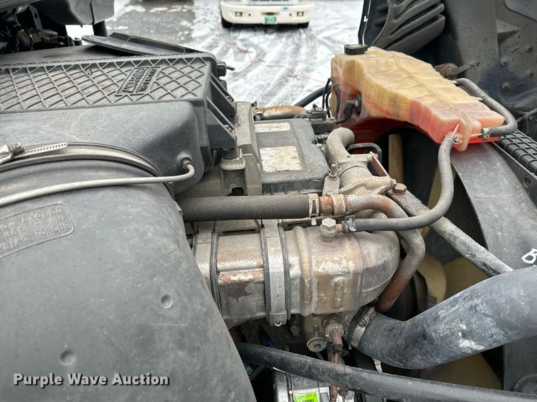 image for item NN9474 2012 Freightliner  Cascadia semi truck