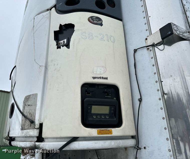 image for item NN9479 2008 Great Dane refrigerated van trailer