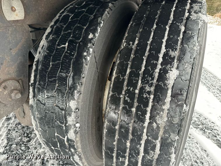 image for item NN9479 2008 Great Dane refrigerated van trailer