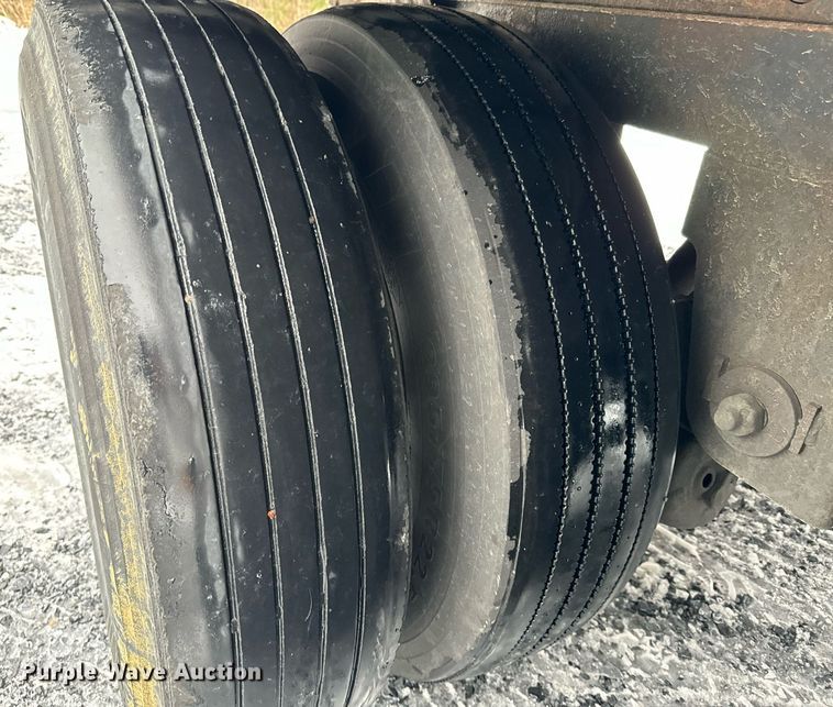 image for item NN9479 2008 Great Dane refrigerated van trailer