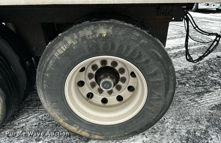 image for item NN9479 2008 Great Dane refrigerated van trailer