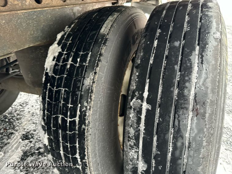 image for item NN9479 2008 Great Dane refrigerated van trailer