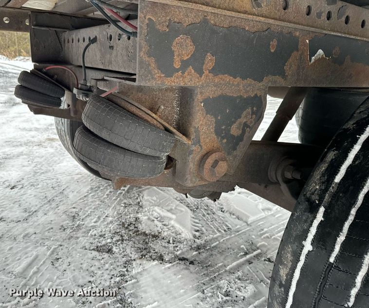 image for item NN9480 2008 Wabash refrigerated van trailer