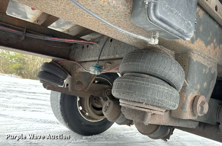 image for item NN9480 2008 Wabash refrigerated van trailer