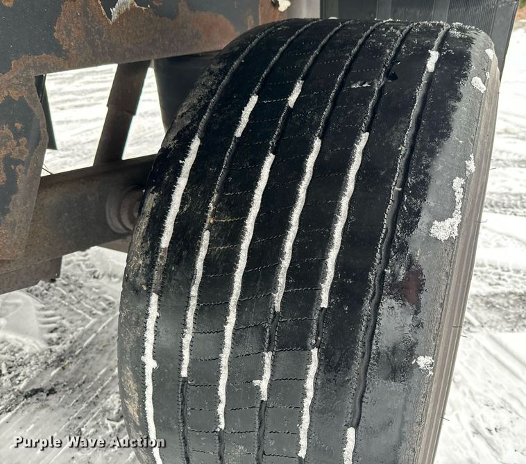 image for item NN9480 2008 Wabash refrigerated van trailer