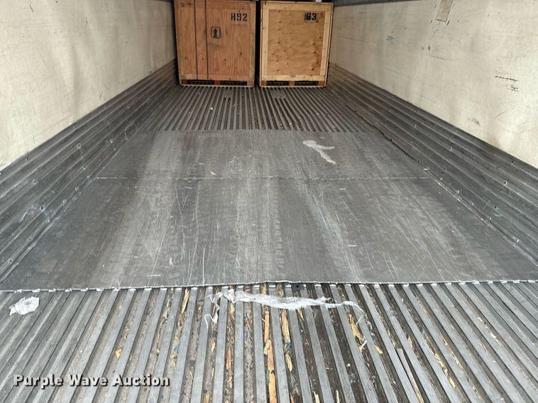 image for item NN9481 2006 Great Dane refrigerated van trailer
