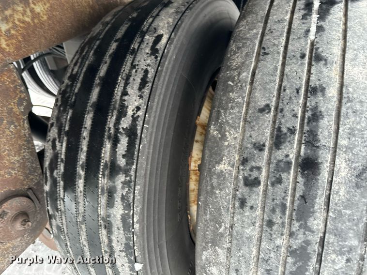 image for item NN9481 2006 Great Dane refrigerated van trailer