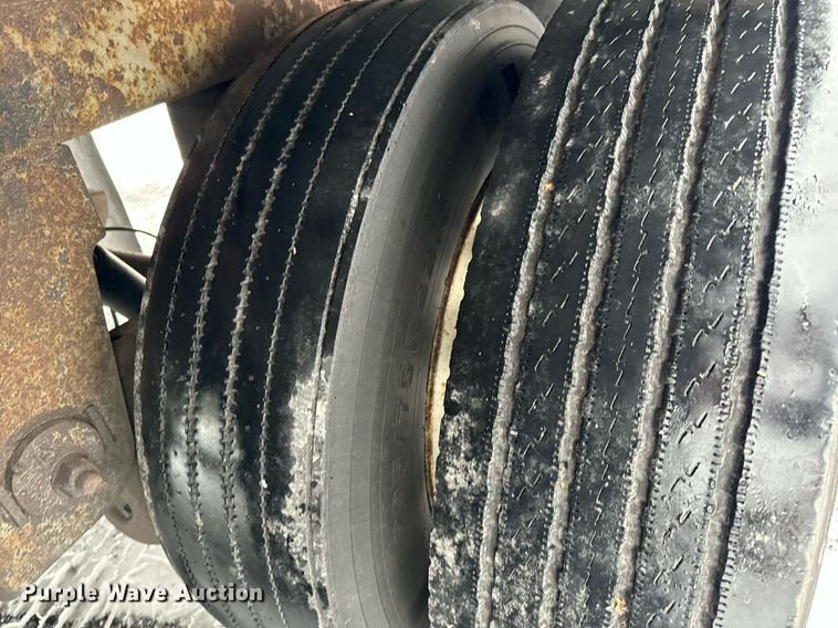 image for item NN9481 2006 Great Dane refrigerated van trailer