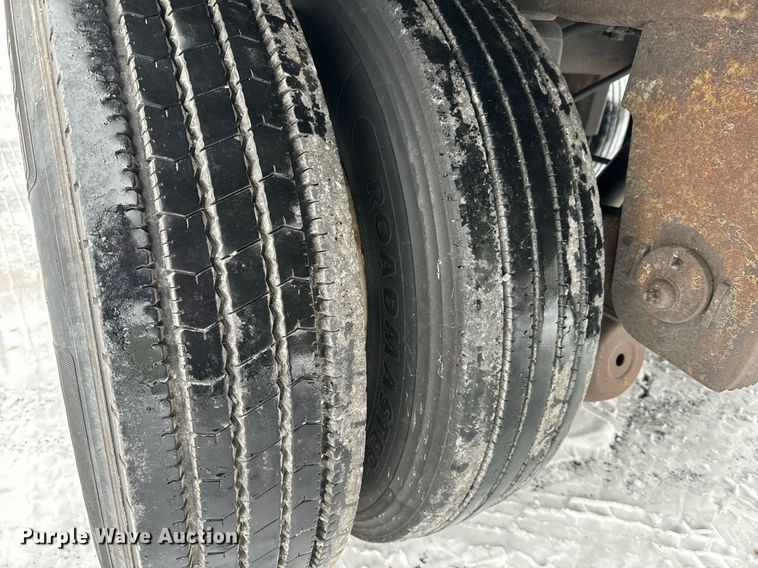 image for item NN9481 2006 Great Dane refrigerated van trailer