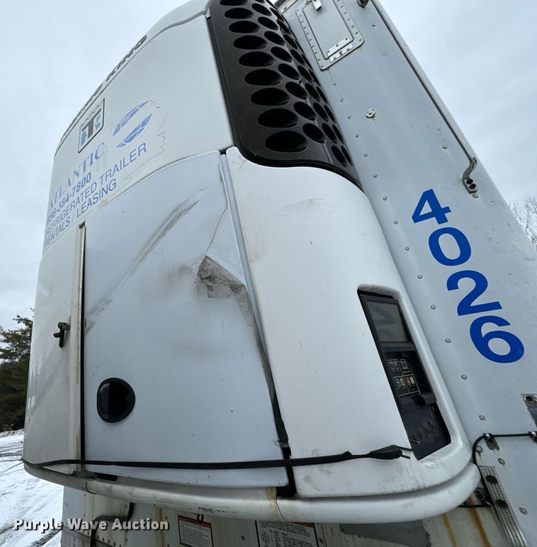 image for item NN9482 2004 Great Dane refrigerated van trailer