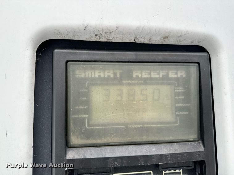 image for item NN9482 2004 Great Dane refrigerated van trailer