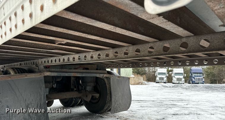 image for item NN9482 2004 Great Dane refrigerated van trailer