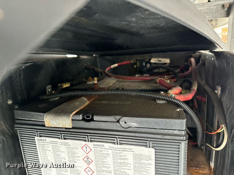 image for item NN9483 2013 Great Dane refrigerated van trailer