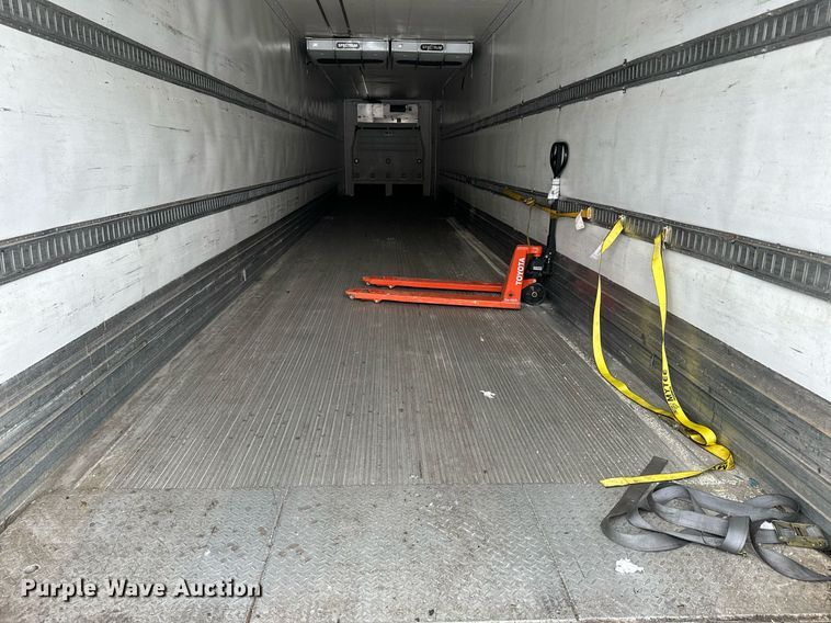 image for item NN9483 2013 Great Dane refrigerated van trailer