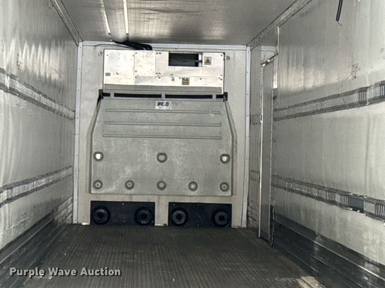 image for item NN9483 2013 Great Dane refrigerated van trailer